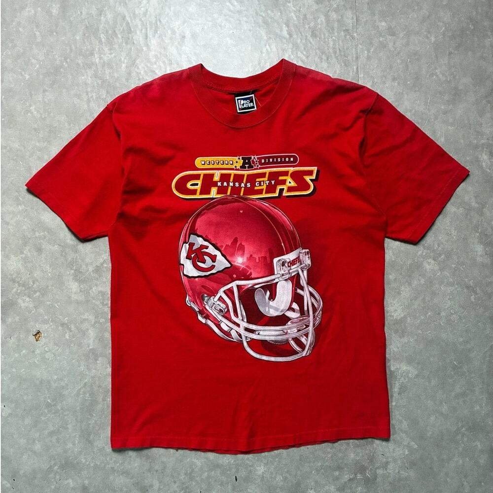 90s Vintage Kansas City Chiefs Pro Player Red Helmet T-Shirt -L